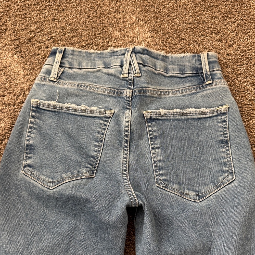 Good American Good Legs Flare Jeans💙 - Picture 8 of 9